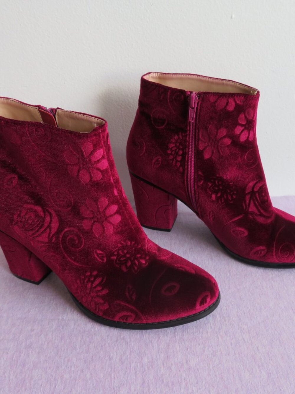 Anthropologie Billy Ella Floral Velvet Ankle Boots Embossed Red - Women's 9.5 - Picture 2 of 15